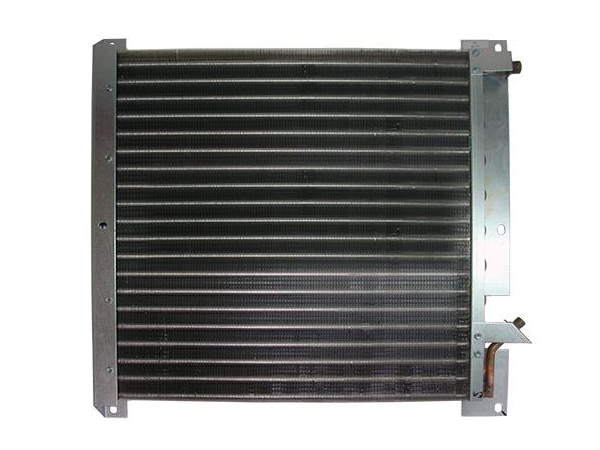 [CD296] CONDENSEUR CATERPILLAR