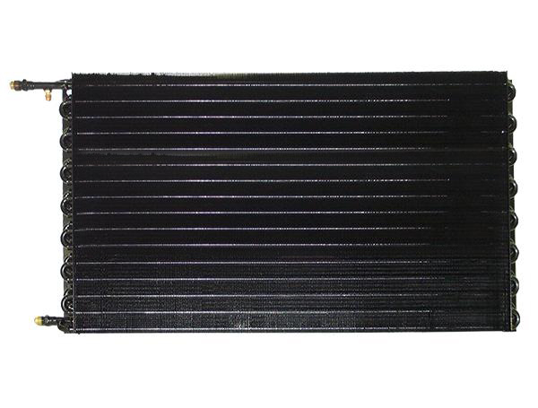 CONDENSEUR AVEC RACCORDS FLARE