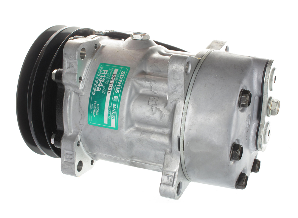 [CP097] COMPRESSEUR RVI TRUCK SANDEN 7H15 N°7970/8095