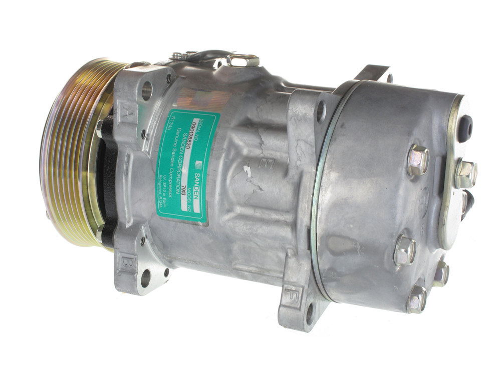 [CP098] COMPRESSEUR RVI TRUCK SANDEN 7H15 N°7913