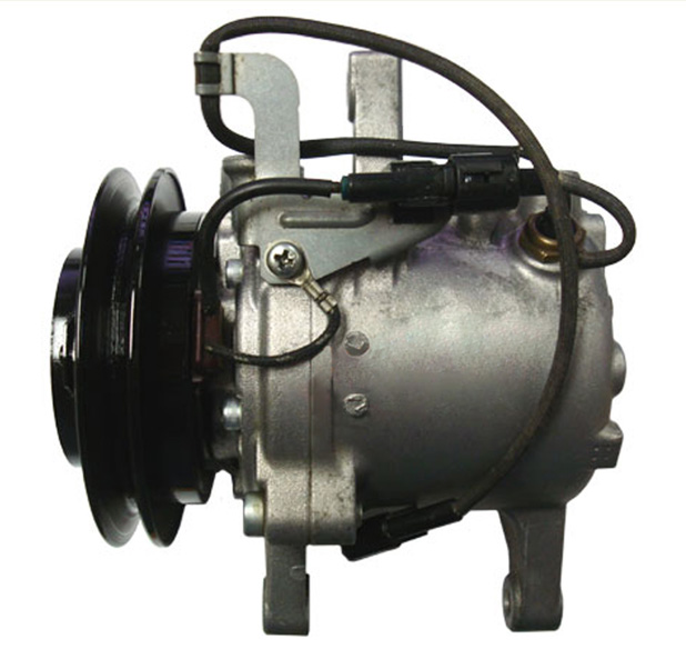 [CP512] COMPRESSEUR KUBOTA DENSO SV07E  1G D117mm BRIDES (PAD) 12V