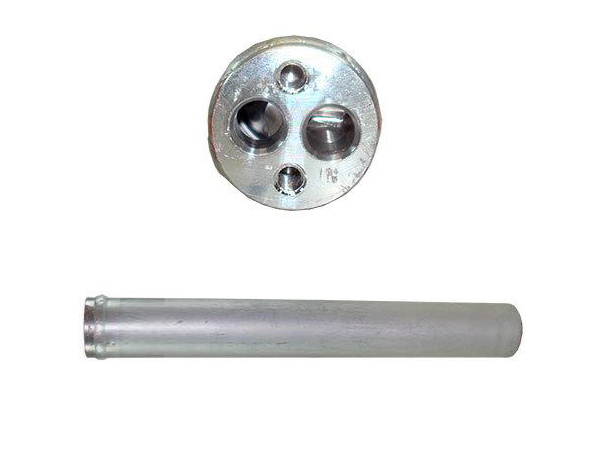 [DY137] DESHYDRATEUR VALTRA T173