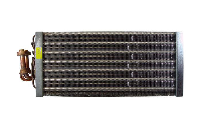 [EV15-1] EVAPORATEUR DEUTZ AGROTRON MK3 (FAISCEAU: 35.8 x 17.5 x 7.5)